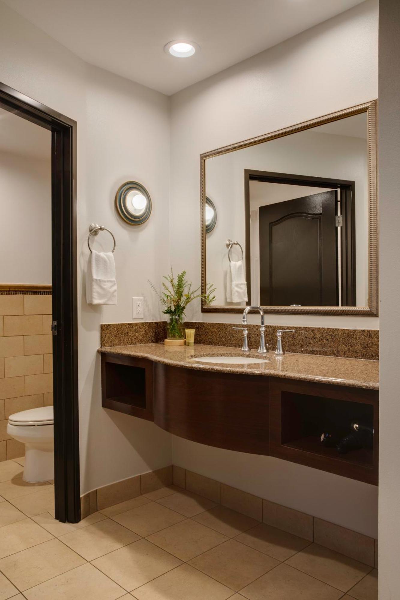 Hotel Ayres - Ontario Chino Hills