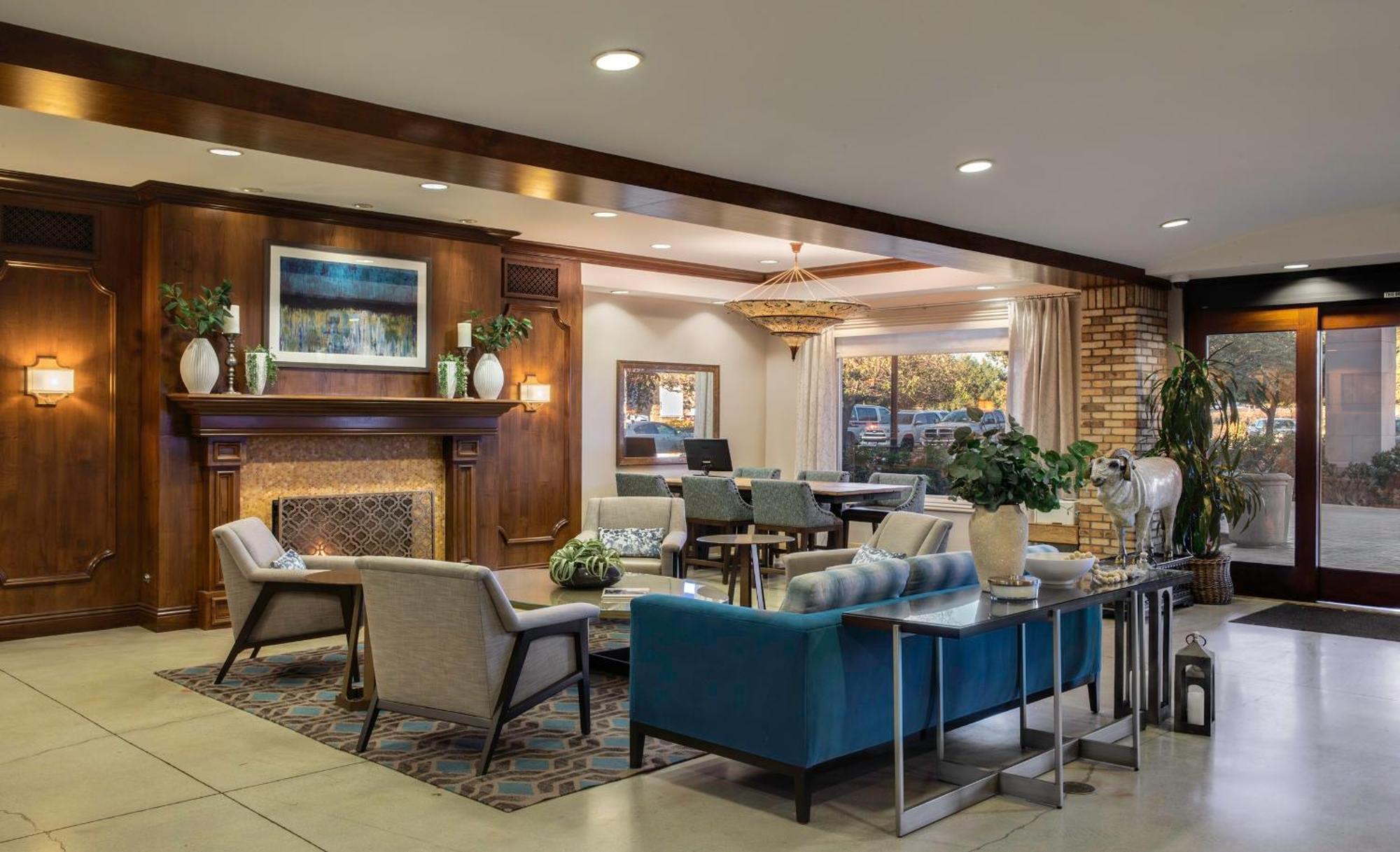 Hotel Ayres - Ontario 3*