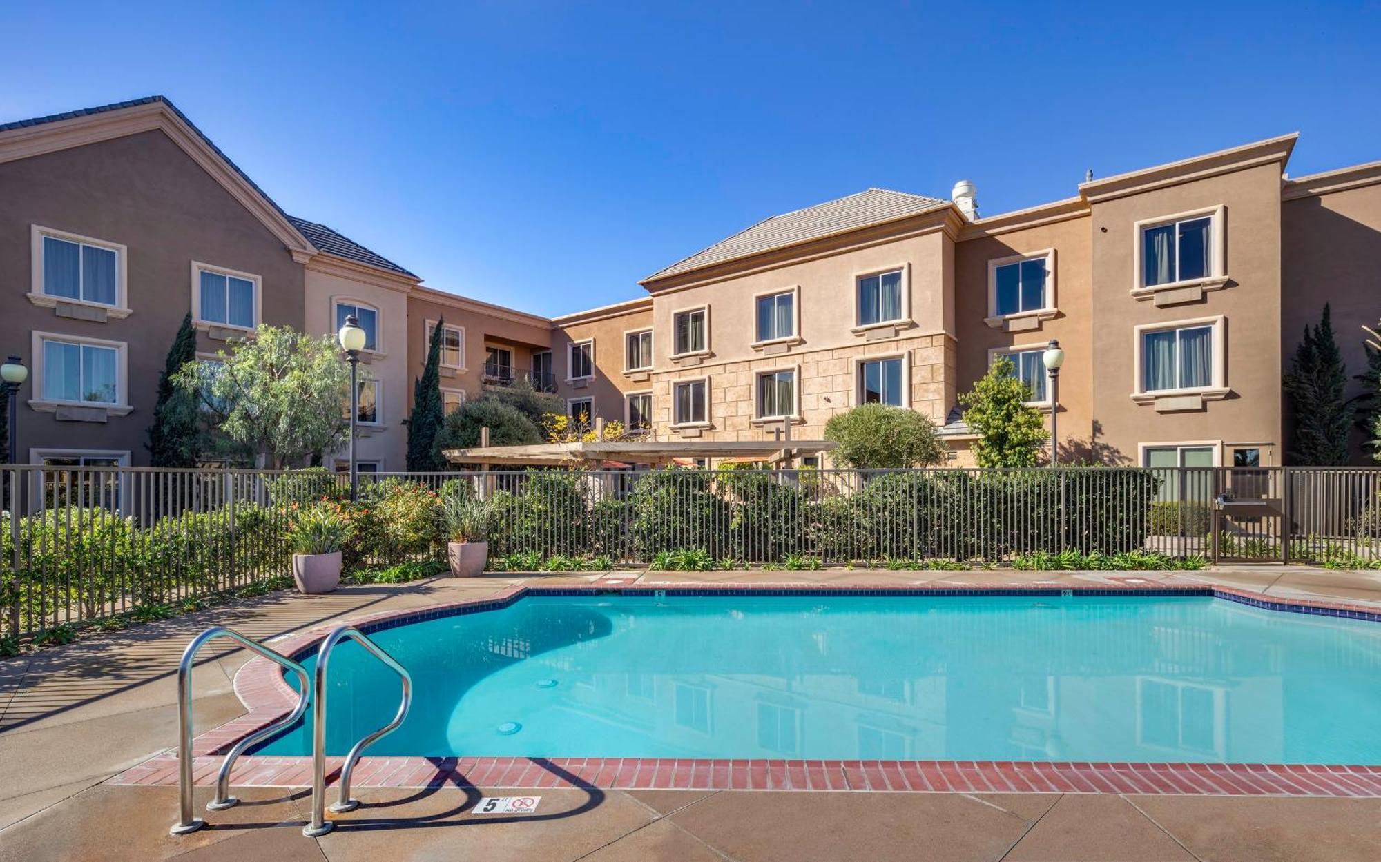 Ayres 3* Chino Hills